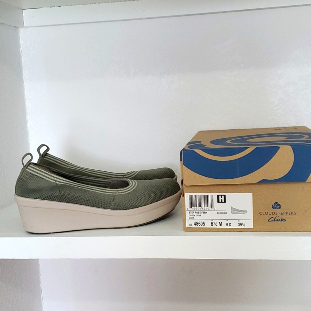 Clarks Cloudsteppers 8.5M
